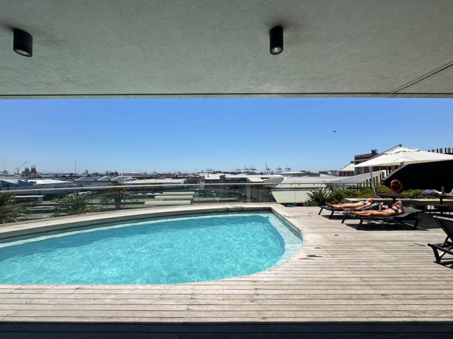 1 Bedroom Property for Sale in Woodstock Western Cape